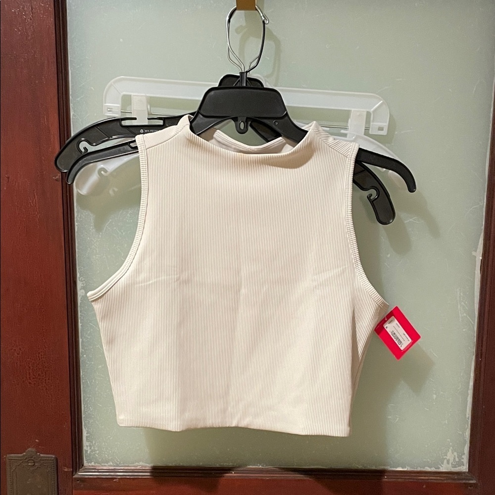 Spanx contour rib mock neck crop top in light cloudy gray